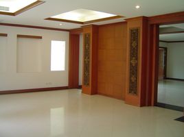 4 Bedroom Villa for rent at Baan Sansabai, Khlong Tan