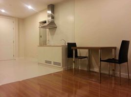 1 Schlafzimmer Appartement zu vermieten im Chamchuri Square Residence, Pathum Wan