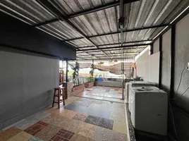 9 Schlafzimmer Ganzes Gebäude zu verkaufen in Bang Bua Thong, Nonthaburi, Bang Bua Thong, Bang Bua Thong