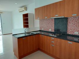 2 Bedroom Apartment for sale at Villa Sathorn, Khlong Ton Sai