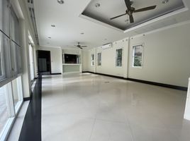 4 Bedroom House for rent at Baan Sansabai, Khlong Tan, Khlong Toei, Bangkok