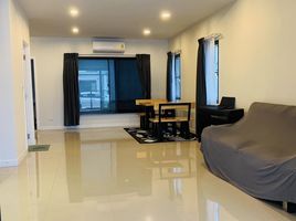 3 Bedroom Townhouse for sale at Plex Bangna, Bang Kaeo