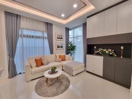 6 спален Дом в аренду в Perfect Masterpiece Sukhumvit 77, Racha Thewa