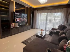 บ้านเดี่ยว 3 ห้องนอน ให้เช่า ในโครงการ คราวน์ เอสเตท ดัลลิช โร๊ด, เกาะแก้ว, เมืองภูเก็ต