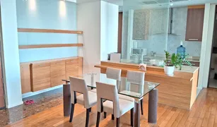 2 Bedrooms Condo for sale in Khlong Toei, Bangkok The Lakes