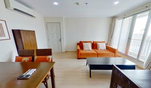 2 Bedrooms Condo for sale in Si Lom, Bangkok Life At Sathorn 10