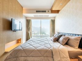 2 Bedroom Condo for rent at Supalai River Place, Bang Lamphu Lang