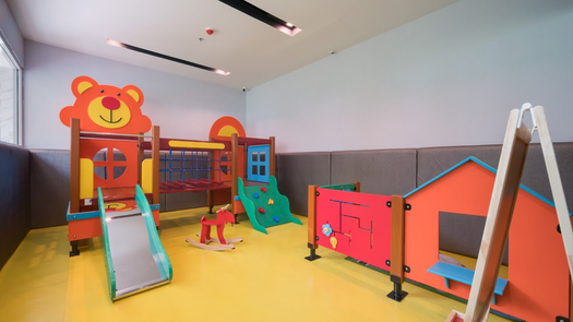 Фото 1 of the Indoor Kinderbereich at Notting Hill Laemchabang - Sriracha