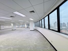 509.57 SqM Office for rent at Ital Thai Tower, Bang Kapi, Huai Khwang, Bangkok