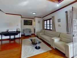 5 Bedroom House for sale in Chiang Mai Rajabhat University, Chang Phueak, Pa Tan