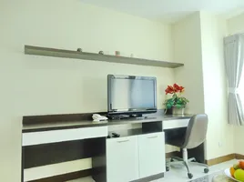 2 спален Кондо в аренду в Charming Resident Sukhumvit 22, Khlong Toei