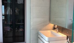 2 Bedrooms Condo for sale in Khlong Tan Nuea, Bangkok Rhythm Ekkamai