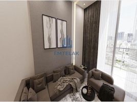 Studio Wohnung zu verkaufen im AG Square, Skycourts Towers, Dubai Land