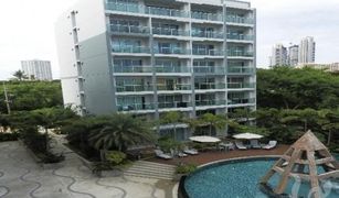 Studio Condo for sale in Na Kluea, Pattaya Club Royal