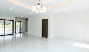 3 Bedrooms House for sale in San Phisuea, Chiang Mai 