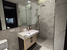 1 Bedroom Apartment for sale at Cloud Residences SKV23, Khlong Toei Nuea