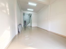 4 Bedroom Townhouse for sale in Bang Si Mueang, Mueang Nonthaburi, Bang Si Mueang