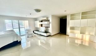 4 Bedrooms Penthouse for sale in Hua Mak, Bangkok Le Celeste Rama 9-Srinakarin