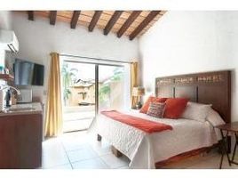 4 Schlafzimmer Wohnung zu verkaufen im S/N Francisco Medina Ascencio 4-116, Puerto Vallarta, Jalisco