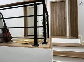 3 Schlafzimmer Reihenhaus zu verkaufen im H Living Space Rong Po-Sukhumvit, Takhian Tia