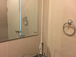 1 Bedroom Condo for sale at The Twin Tower, Nong Prue