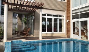 2 Bedrooms Villa for sale in Na Chom Thian, Pattaya Baan Talay Pattaya