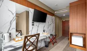 Гостиница, Студия на продажу в Khlong Toei, Бангкок Maison Stay Bangkok
