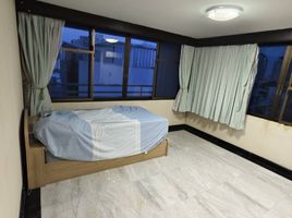 2 Schlafzimmer Appartement zu vermieten im Acadamia Grand Tower, Khlong Tan Nuea