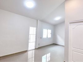 2 Bedroom Townhouse for sale in Thung Song Hong, Lak Si, Thung Song Hong