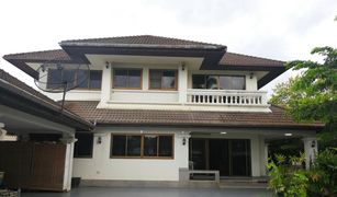 4 Bedrooms House for sale in Pratu Pa, Lamphun 