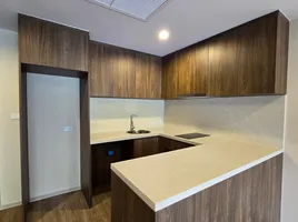 1 Bedroom Condo for sale at Noble Above Wireless Ruamrudee, Lumphini