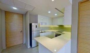 2 Bedrooms Condo for sale in Khlong Toei, Bangkok Kirthana Residence