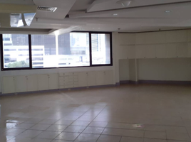 205 m² Office for rent at Charn Issara Tower 1, Suriyawong, Bang Rak, Bangkok, Thailand