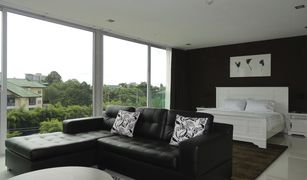 2 Bedrooms Condo for sale in Na Kluea, Pattaya Club Royal