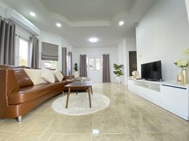 4 спален Дом в аренду в Regent 2, San Sai Noi