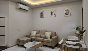 Studio Apartment for sale in Phlapphla, Bangkok Bodin Suite Home