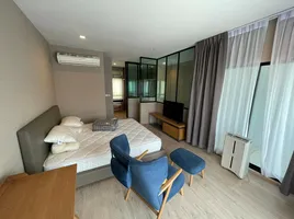 3 спален Таунхаус в аренду в Arden Rama 3, Chong Nonsi, Ян Наща