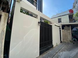 11 Bedroom Whole Building for rent in Wang Burapha Phirom, Phra Nakhon, Wang Burapha Phirom