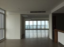 3 Bedroom Apartment for sale at The River by Raimon Land, Khlong Ton Sai, Khlong San