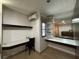 在Pruksa Ville 65 Srisaman租赁的3 卧室 屋, Ban Mai, 白蒛