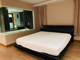 2 Schlafzimmer Wohnung zu vermieten im Sompob House, Bang Lamphu Lang