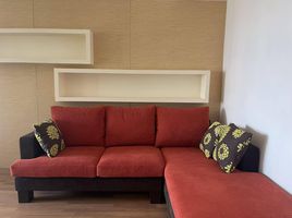 1 Schlafzimmer Appartement zu vermieten im Lumpini Place Narathiwas-Chaopraya, Chong Nonsi, Yan Nawa