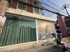 6 Schlafzimmer Reihenhaus zu verkaufen in Pattaya, Chon Buri, Bang Lamung