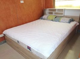 2 Schlafzimmer Wohnung zu verkaufen im Regent Home 7/2 Sukhumvit, Bang Na