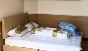 ขายคอนโด 2 ห้องนอน ใน ทุ่งมหาเมฆ, กรุงเทพมหานคร เออร์บานา สาทร