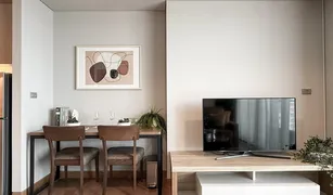 2 Schlafzimmern Wohnung zu verkaufen in Khlong Tan, Bangkok The Lumpini 24