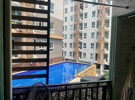 2 Schlafzimmer Wohnung zu verkaufen im Regent Home 22 Sukhumvit 85, Bang Chak