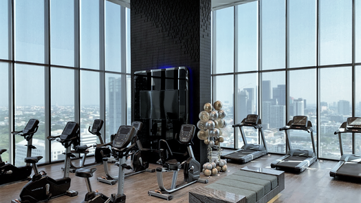 Photo 1 of the Fitnessstudio at Life Sukhumvit 62