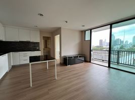 2 Schlafzimmer Wohnung zu verkaufen im D65 Condominium, Phra Khanong Nuea