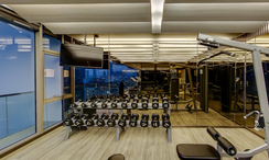 사진들 3 of the Communal Gym at The Room Charoenkrung 30